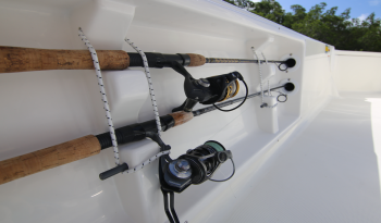 bay-boat-sea-born-fx21-gunwale-rod-holder