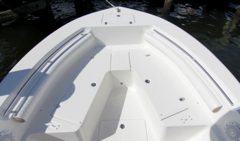 center-console-boat-sea-born-lx22-bow-seating