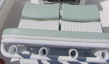 fx24-bay-boat-sea-born