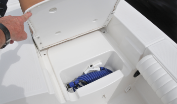 sea-born-fx22-bay-boat-fresh-water-system