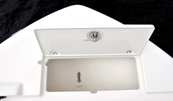 sea-born-fx22-bay-boat-with-anchor-locker-storage