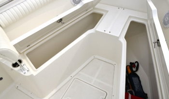 sea-born-sx239-bow-seating-storage
