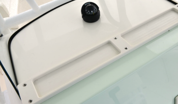 sea-born-sx239-console-compass-and-storage