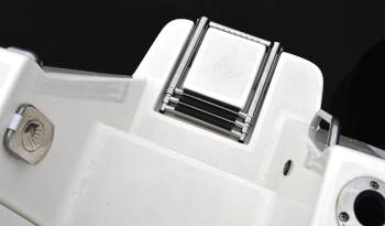 sea-born-sx239-rear-swim-platform-with-ladder