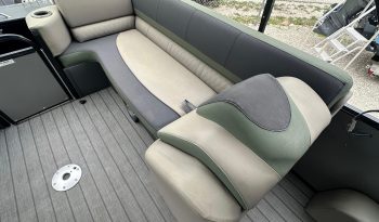 2023-avalon-catalina-quad-lounge—23-power-10222670-20260617064218283-4