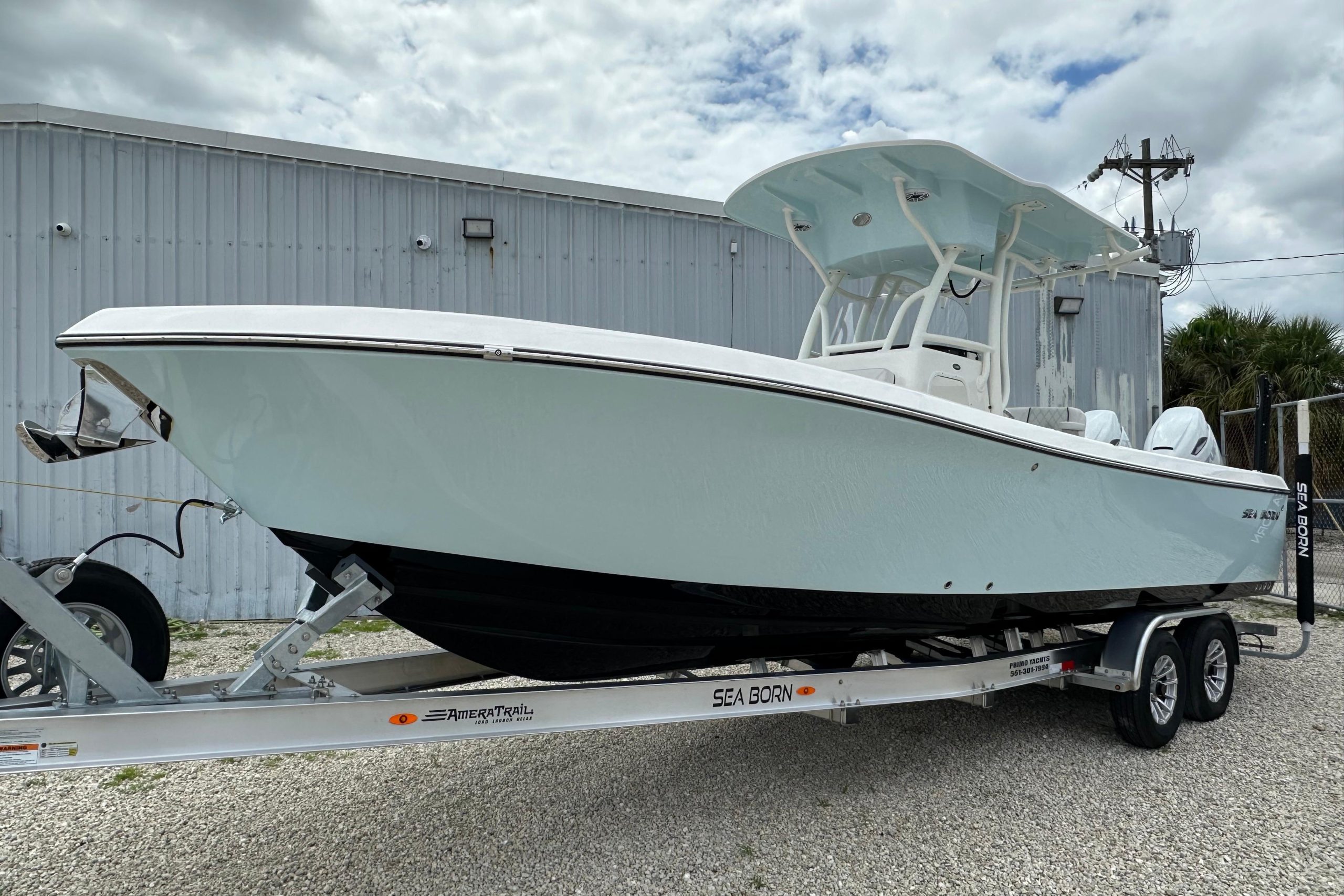 LX27 Center Console LE